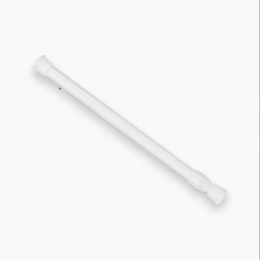 Barre de rideau de douche extensible à système télescopique fixée entre deux murs de salle de bain