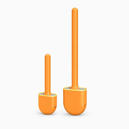 Tête de brosse wc noire en silicone épousant les contours de la cuvette