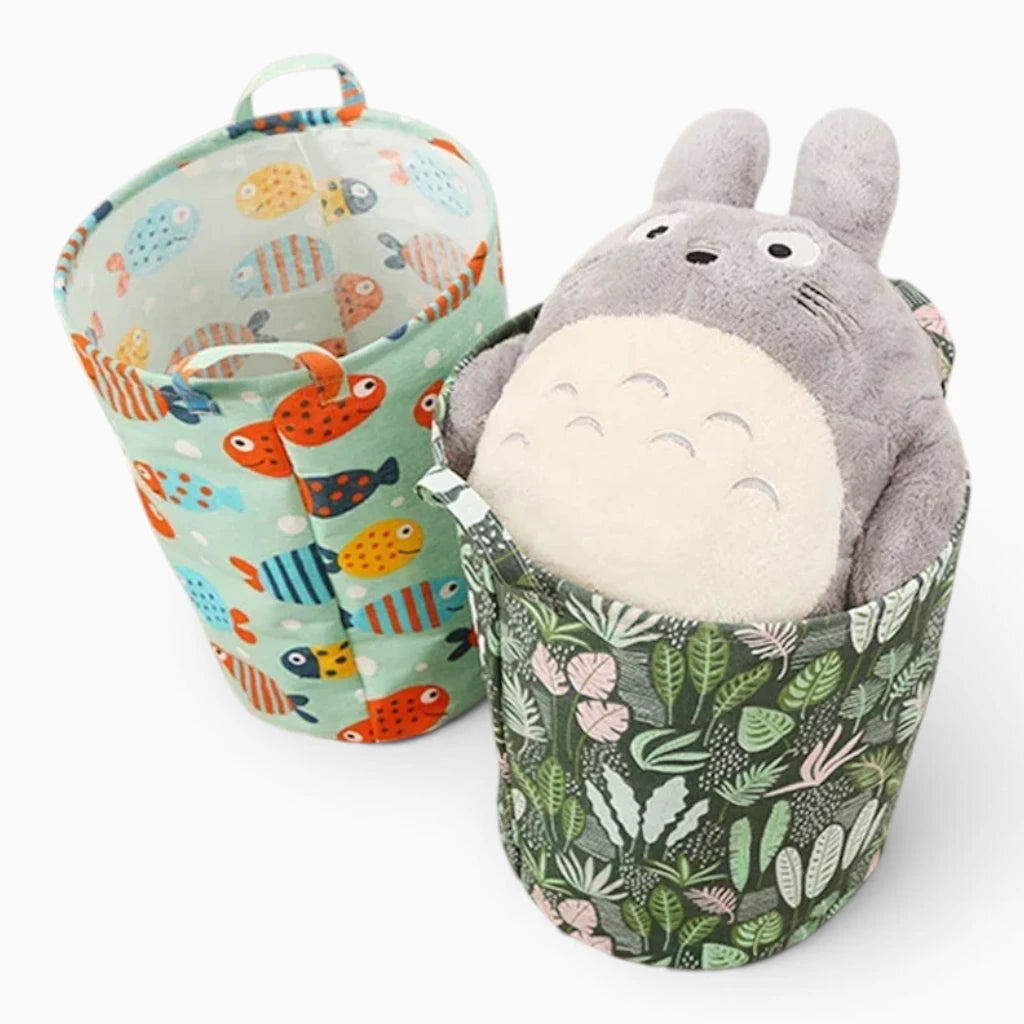 Panier linge bébé dimensions compactes pliées, rangement optimisé entrée salle bain