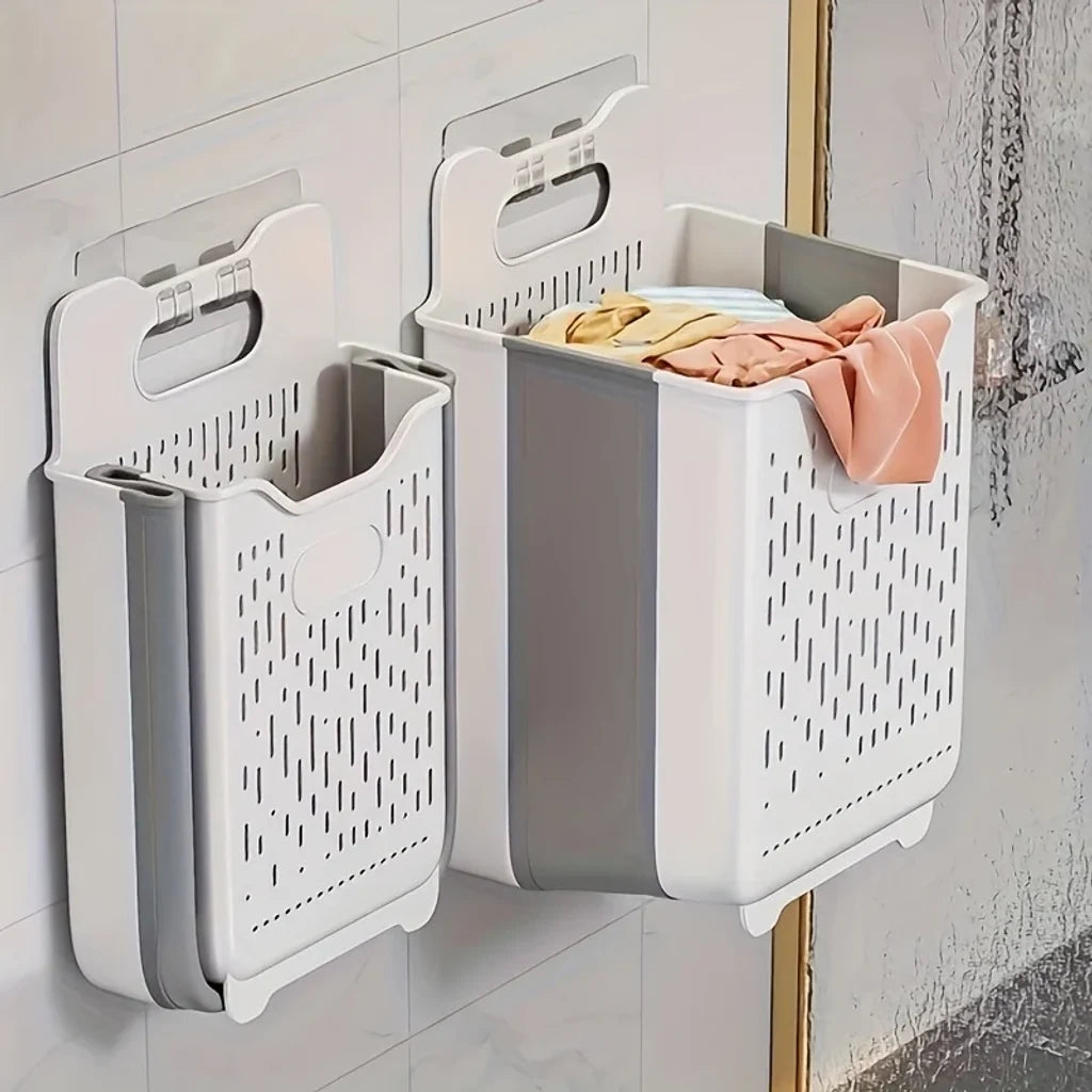 Panier à linge mural installé dans une salle de bain