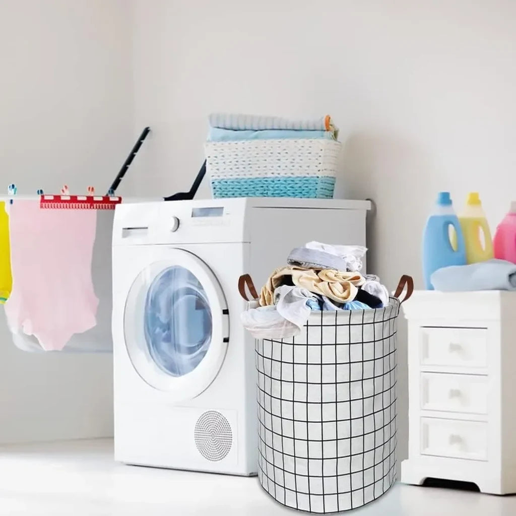 Panier à linge tri en situation dans la salle de bain