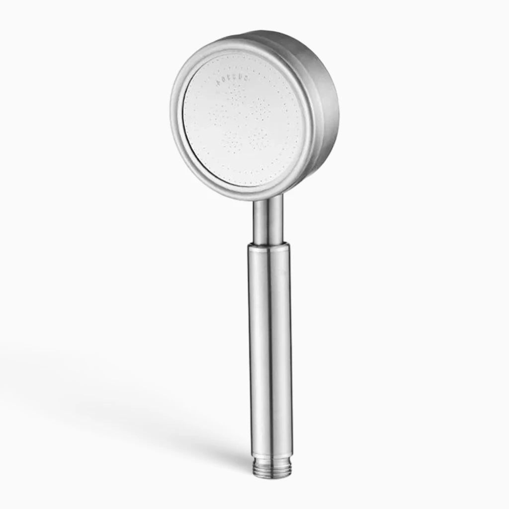 Pommeau de douche noir complément discret pour décor minimaliste