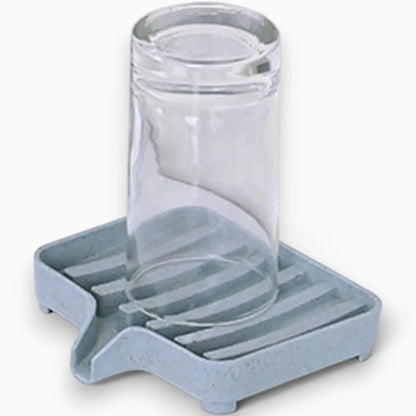 Porte savon pour barre de douche minimaliste dans une salle de bain épurée
