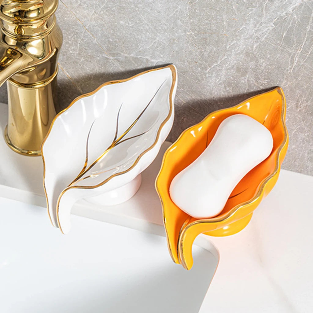 Porte savon céramique en situation dans la salle de bain