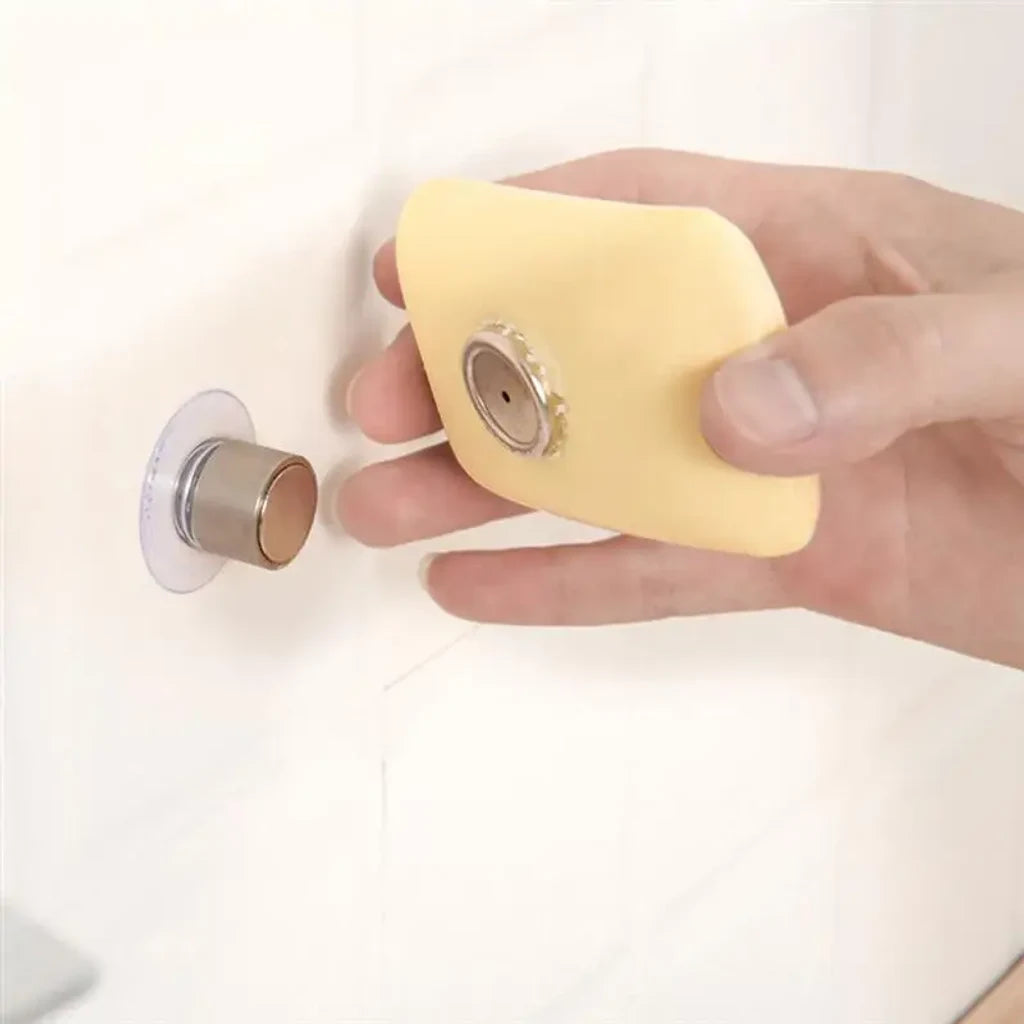 Porte savon magnétique installé dans une salle de bain