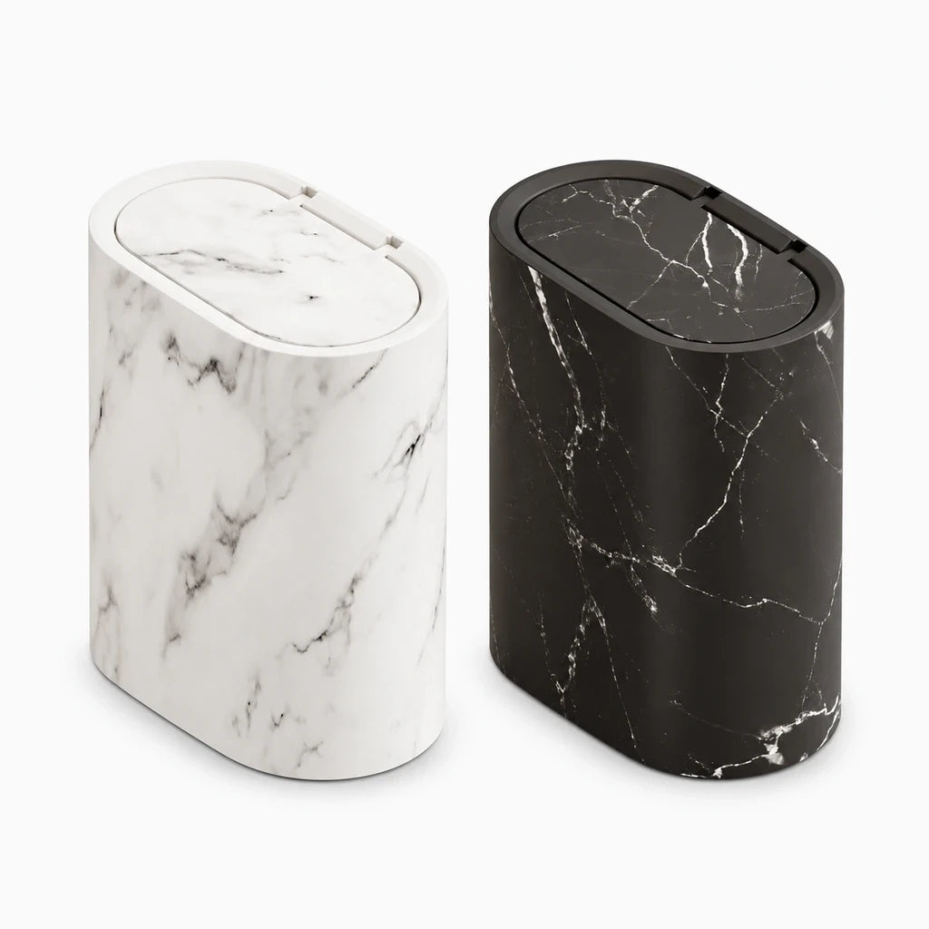 Poubelles de salle de bain originale en trois coloris : noir, blanc et effet bois