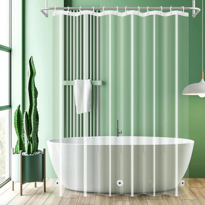 Rideau de douche lesté installé dans une salle de bain