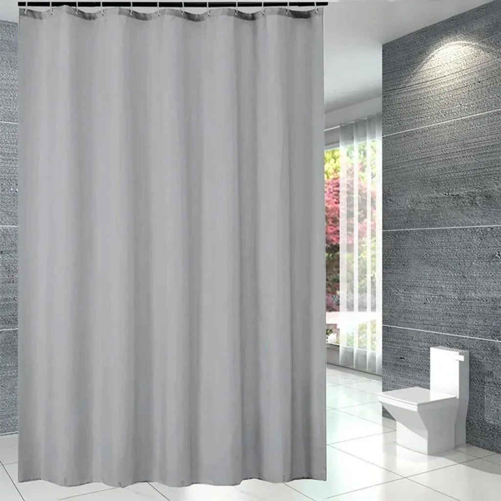 Rideau de douche lin installé dans une salle de bain