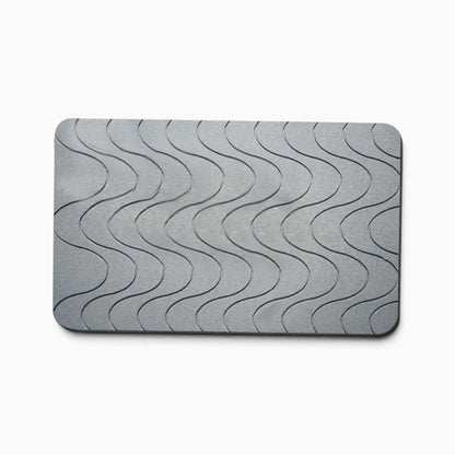 Tapis pierre salle de bain absorbant l'eau rapidement après la douche