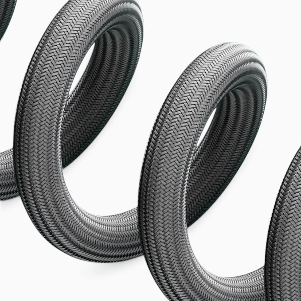 Pommeau de douche et flexible gris disponible en deux longueurs